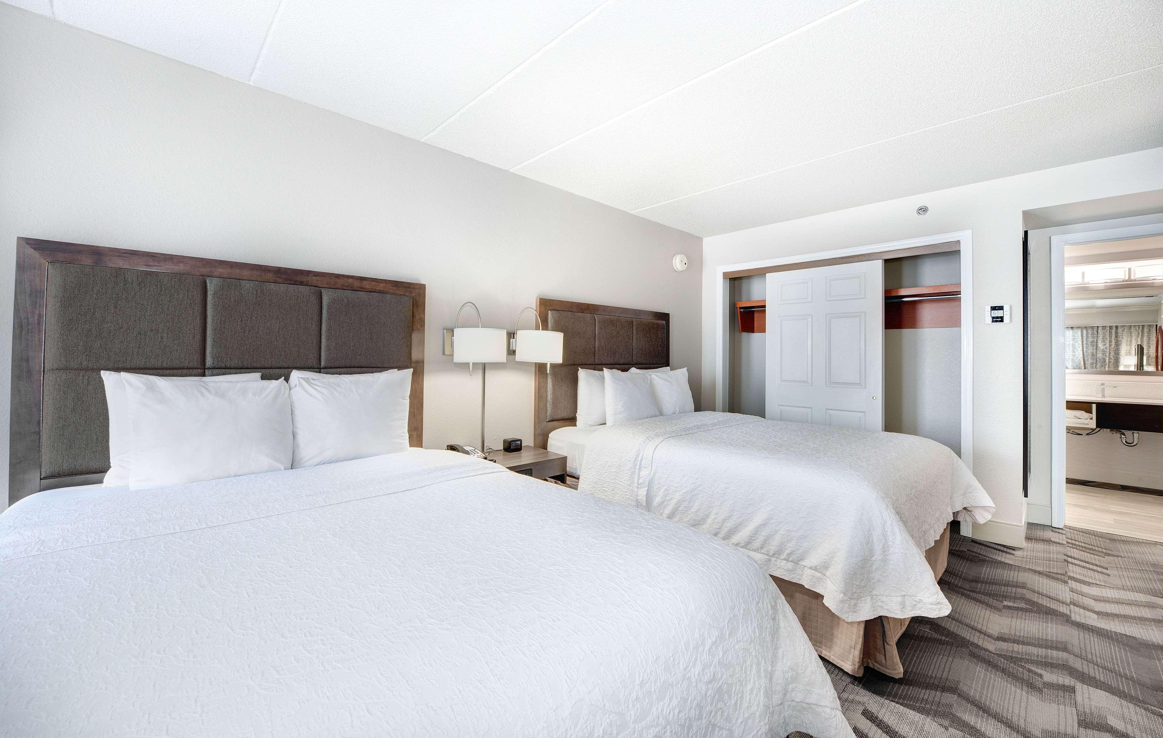 Hampton Inn & Suites Atlanta-Galleria Smyrna Ngoại thất bức ảnh