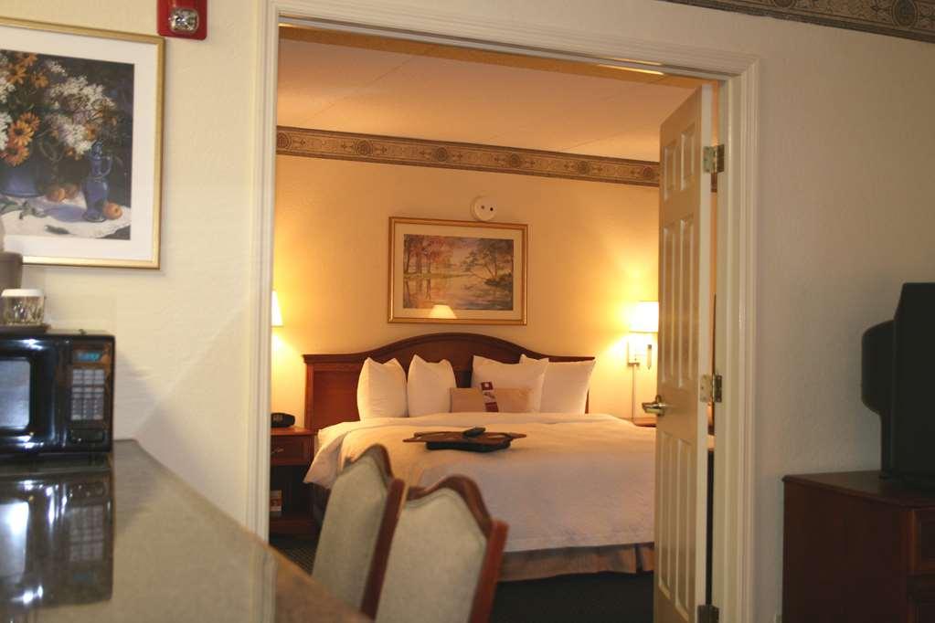 Hampton Inn & Suites Atlanta-Galleria Smyrna Phòng bức ảnh