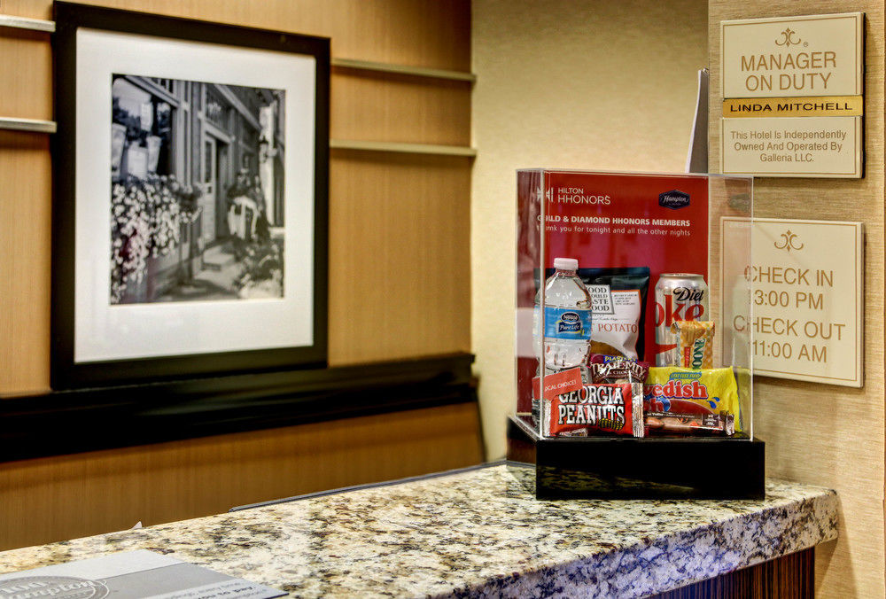 Hampton Inn & Suites Atlanta-Galleria Smyrna Ngoại thất bức ảnh