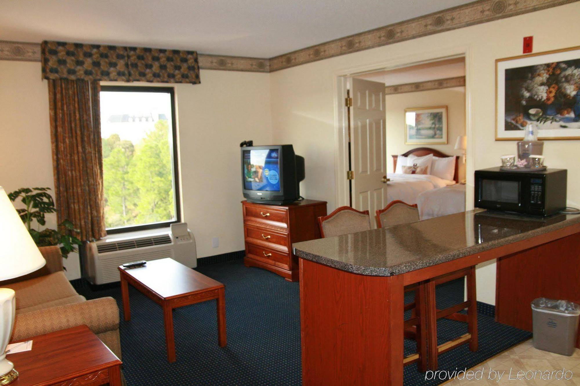 Hampton Inn & Suites Atlanta-Galleria Smyrna Phòng bức ảnh